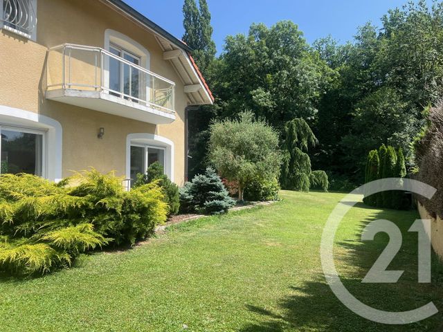 Afficher la photo en grand Maison à vendre - 8 pièces - 260 m2 - Veigy Foncenex - 74 - RHONE-ALPES