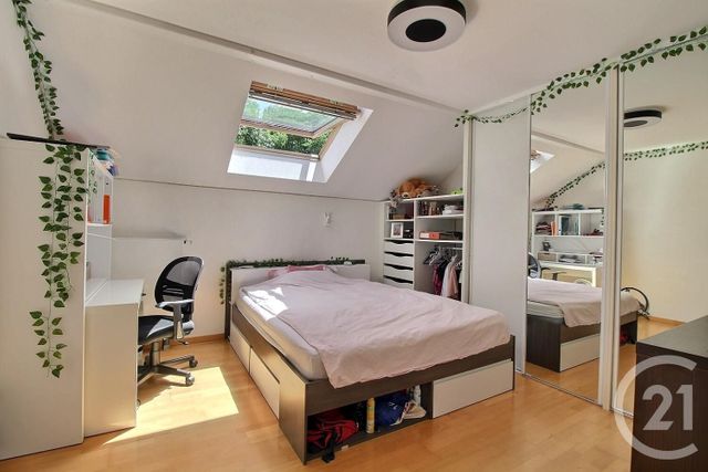 Afficher la photo en grand Maison à vendre - 8 pièces - 260 m2 - Veigy Foncenex - 74 - RHONE-ALPES