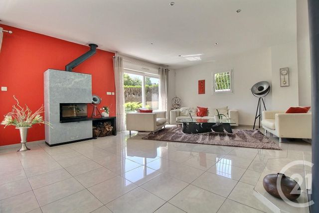 Afficher la photo en grand Maison à vendre - 8 pièces - 260 m2 - Veigy Foncenex - 74 - RHONE-ALPES