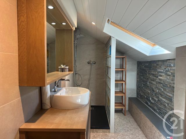 Maison à vendre - 8 pièces - 215,90 m2 - Bons En Chablais - 74 - RHONE-ALPES