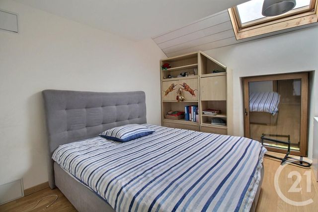 Maison à vendre - 8 pièces - 215,90 m2 - Bons En Chablais - 74 - RHONE-ALPES