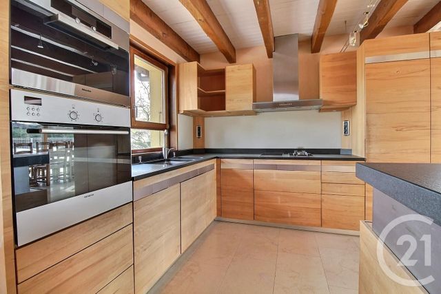 Afficher la photo en grand Maison à vendre - 9 pièces - 240 m2 - Veigy Foncenex - 74 - RHONE-ALPES