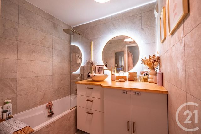 Appartement F4 &agrave; vendre - 4 pi&egrave;ces - 86,92 m2 - Messery - 74 - RHONE-ALPES
